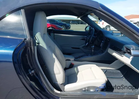 2017 Porsche 911 Carrera S z USA, uszkodzony, nr VIN WP0CB2A91HS154877